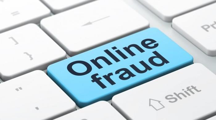 FIA grills two junior PAF officers over alleged cyber fraud