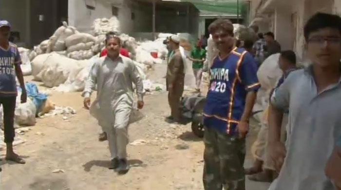 Five labourers die after inhaling chemical fumes at Karachi factory