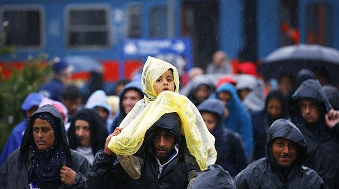 Migrants test ‘closed’ Balkan borders to chase European dream