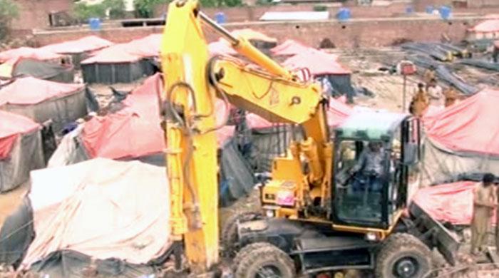 Rain kills 7 Orange Line workers in Lahore