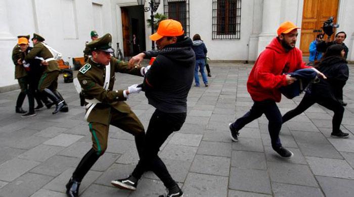 Protests over reforms strengthen as Chile’s students clash with police