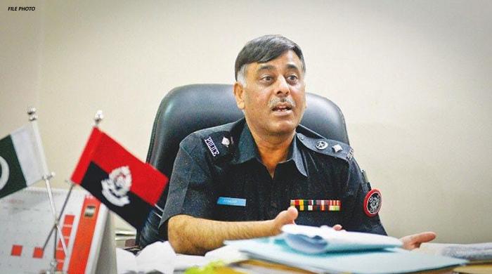 Police claim killing three alleged militants in Karachi