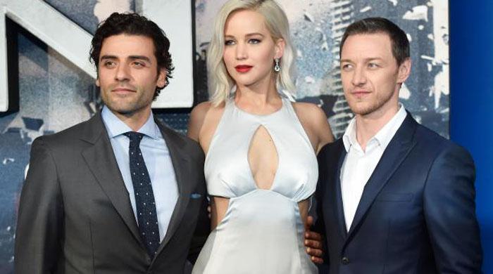 Box Office: 'X-Men: Apocalypse' Hits $65 Million, 'Alice Through the Looking Glass' Flops