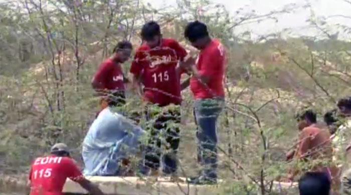 Two youths drown in open tank in Karachi, Bodies yet to be recovered