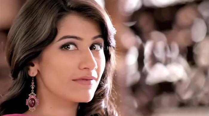 Syra Shehroz to play a modern day woman in Chalay Thay Sath