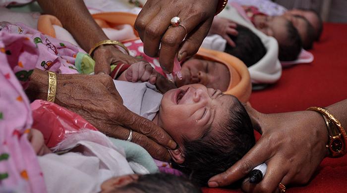 India to vaccinate 300,000 children after polio strain found in sewage