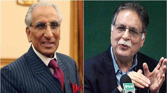 Tariq Fatemi, Pervez Rasheed leave for UK to meet PM Nawaz