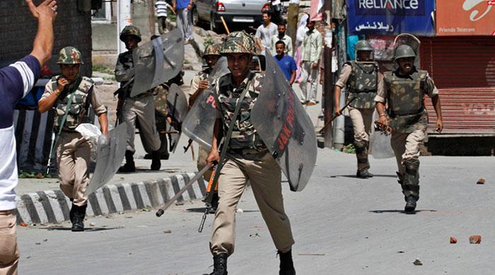 Eight Indian paramilitaries die in occupied Kashmir after attack on convoy