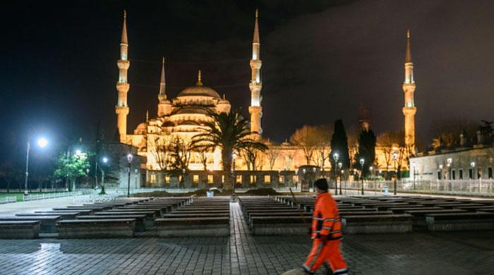 Istanbul nearly a ghost town as tourists stay away
