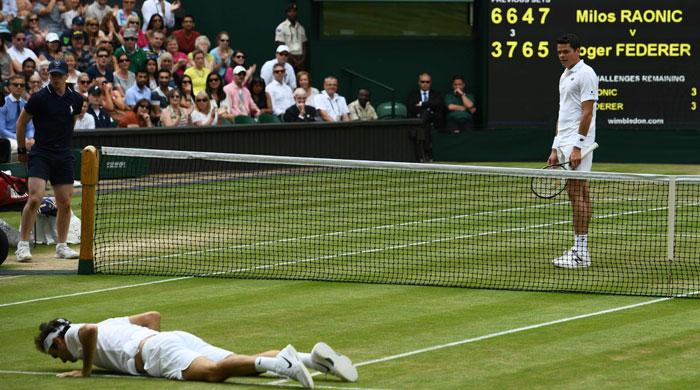 Raonic stuns Federer in five sets to make Wimbledon final