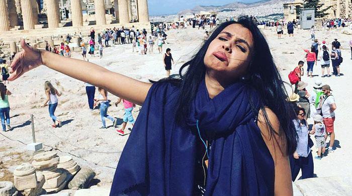 Visa woes force Pakistani woman to honeymoon without hubby