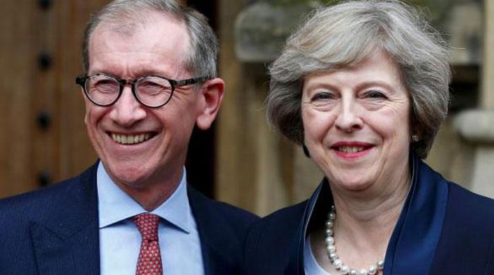 Britain's May wins PM race after pro-Brexit rival quits