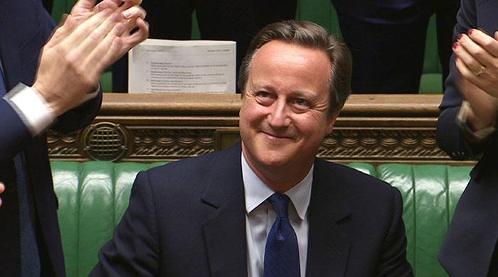 Cameron bows out, urges close post-Brexit ties to EU Cameron bows out, urges close post-Brexit ties to EU