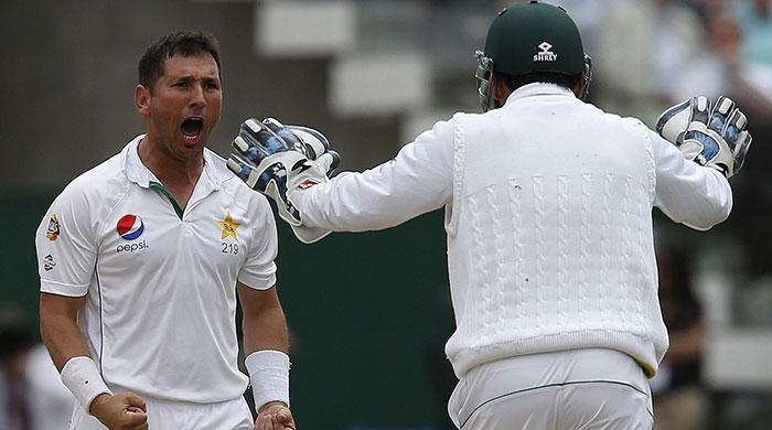 Yasir runs through England as Amir strikes at last