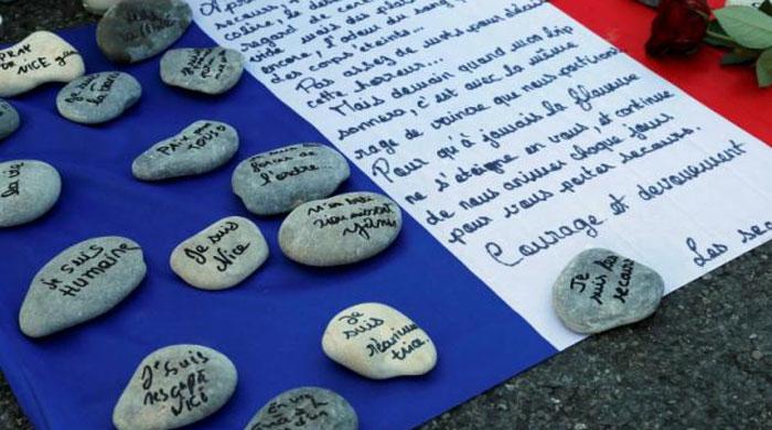 Police arrest three in Nice as Daesh claims truck attack