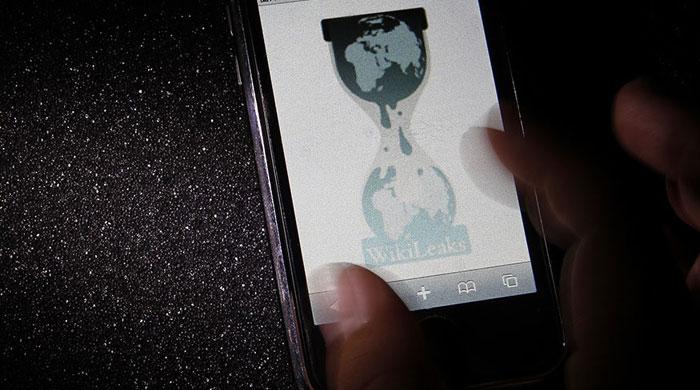 Turkey blocks WikiLeaks email dump on ruling party