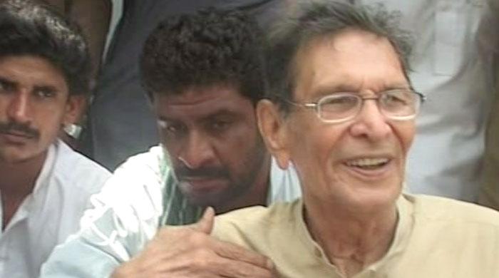 Senior politician Mairaj Muhammad Khan passes away