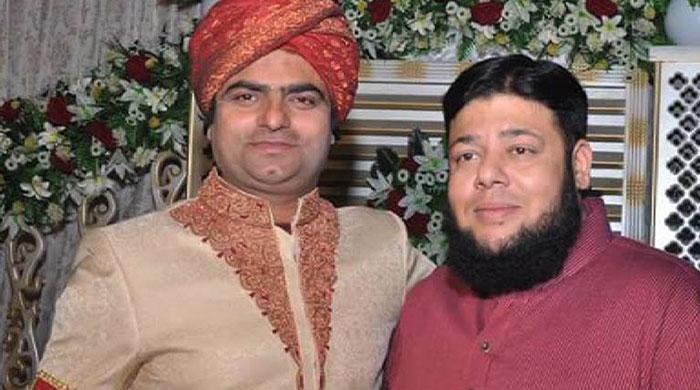 Friends murder youth in debt in Karachi