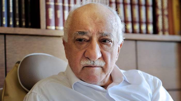 Turkey issues warrant for preacher Gulen over coup