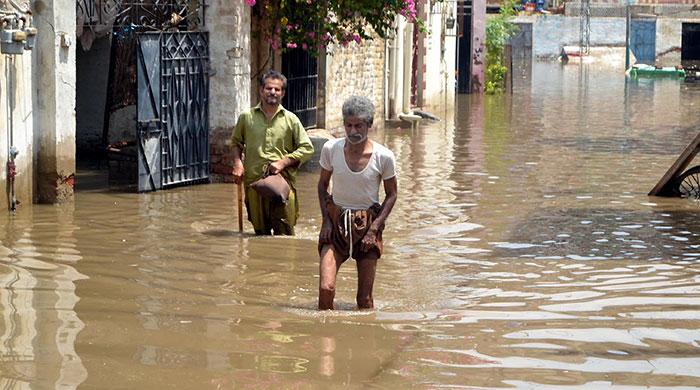 Rain wreaks havoc in parts of Sindh and Balochistan, triggers flood fears