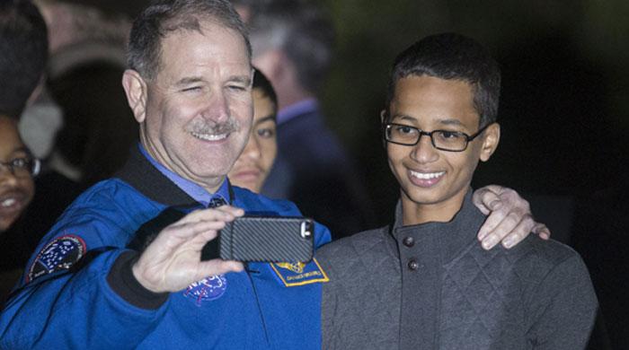 Muslim boy sues Texas school district after arrest over homemade clock