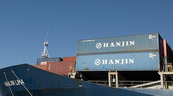 Hanjin Shipping's collapse has manufacturers scrambling as cargo in doubt