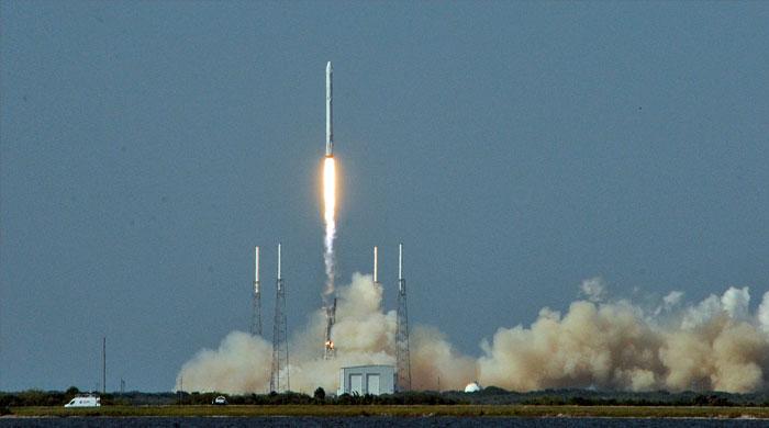 Launch pad blast destroys SpaceX rocket, Facebook satellite