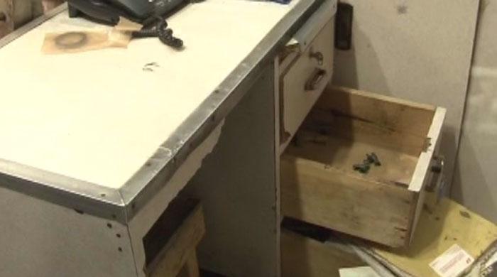 Mysterious robbers take away cash from 24 shops in Karachi