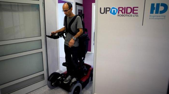 New wheelchair lets you cruise through town standing