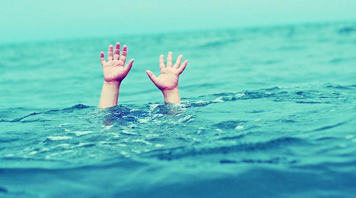 Iraqi child drowns when boat sinks in Bulgarian Danube