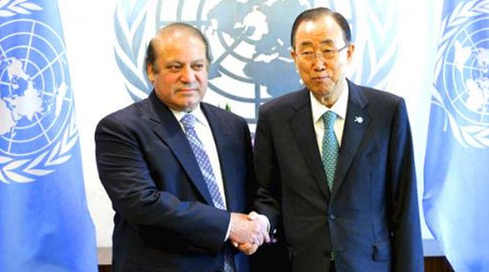 Nawaz meets Ban Ki-moon, hands dossiers on IoK brutalities