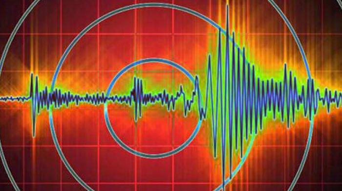 One killed, three wounded as tremor jolts multiple Sindh cities