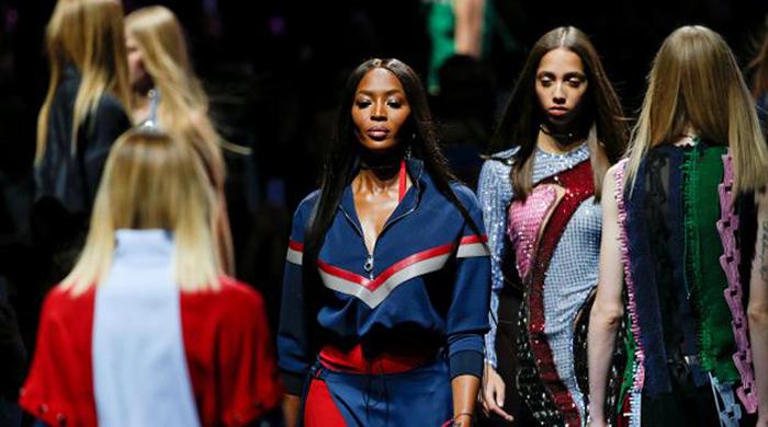 Naomi Campbell leads bold Versace runway in Milan