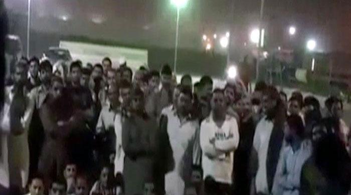 Unpaid Pakistani workers to fly home from Saudi