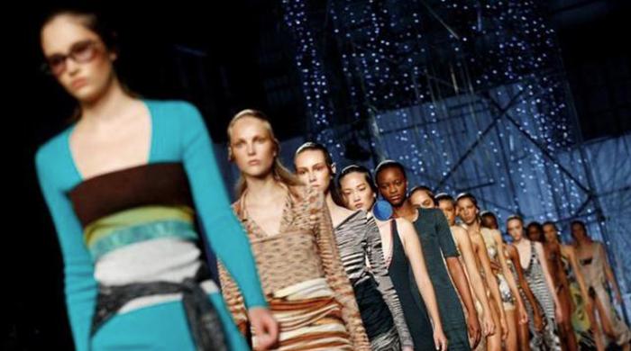 Milan Fashion Week draws to close with Missoni's metallic layered looks