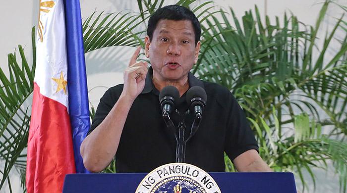 Philippines leader likens himself to Hitler, wants to kill millions of drug users