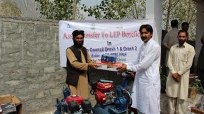 Free machinery  distributed among 62 skilled youth
