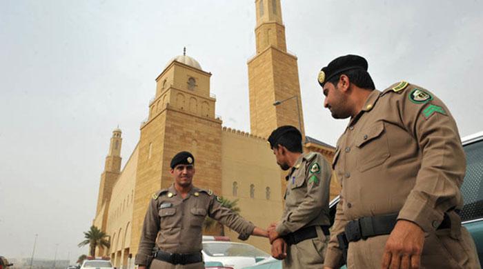 Saudi Arabia executes prince for murder