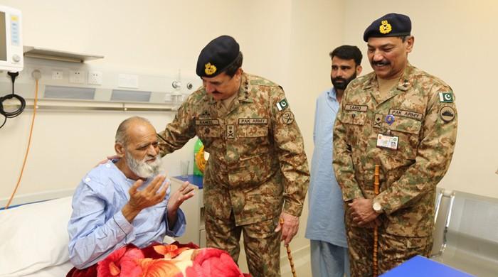 COAS visits Army Liver Transplant Unit
