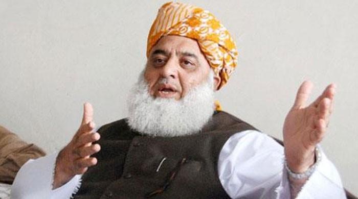 Those coming to stage sit-in will take to their heels, claims Fazl