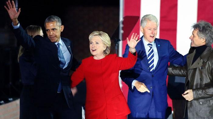 Obamas join Hillary Clinton at Philadelphia rally