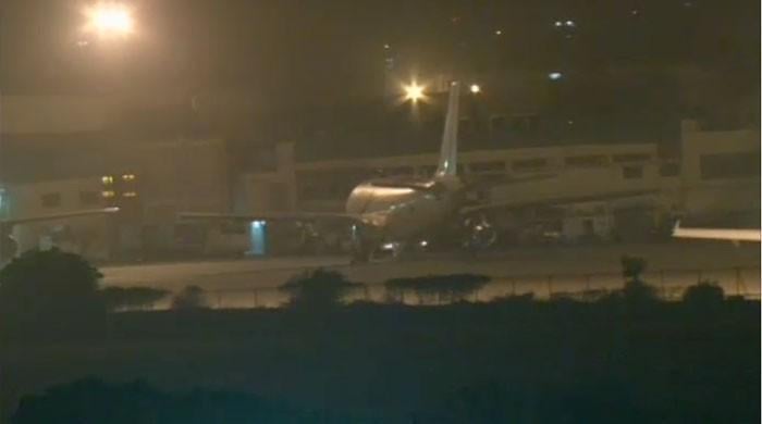Indian aircraft makes emergency landing at Karachi Airport