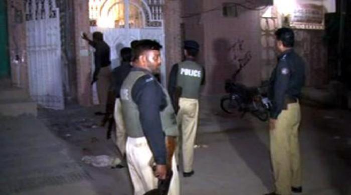 25 detained in Gujrat search operation