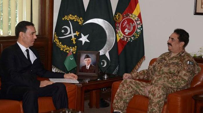 Turkmenistan’s Defence Minister calls on Army Chief Raheel Sharif