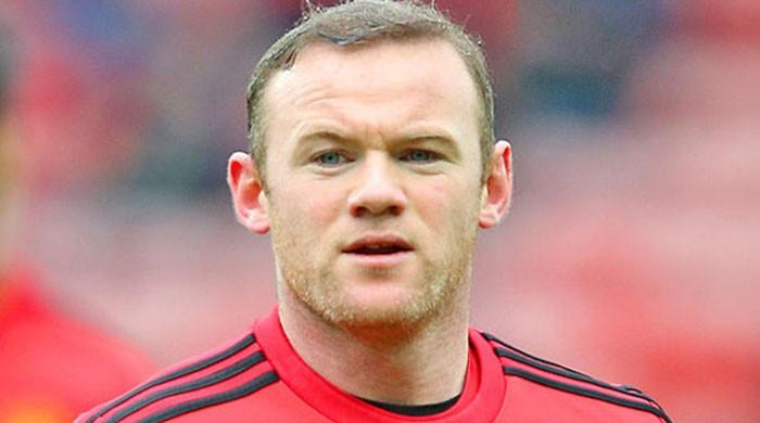Rooney sorry for ´inappropriate´ hotel pictures
