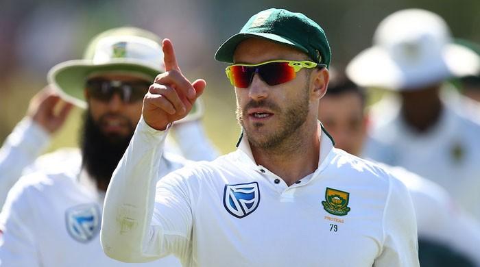 S. Africa cricket official clashes with Aussie reporter trying to interview du Plessis