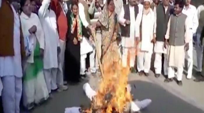 Opposition in India protests against demonetisation drive