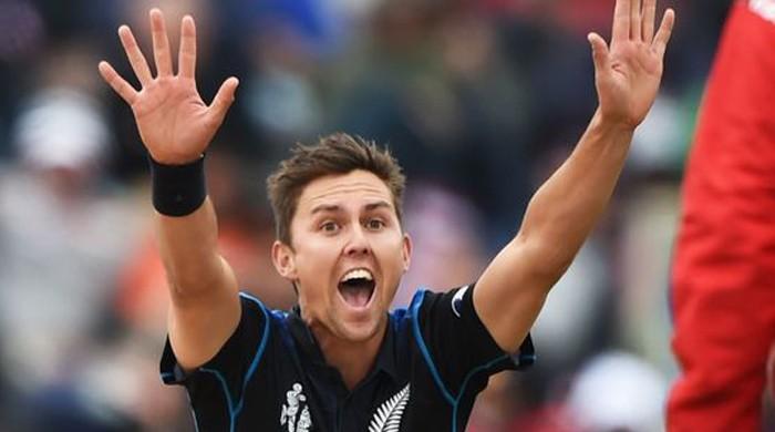 Trent Boult pulls out of second Test due to knee injury