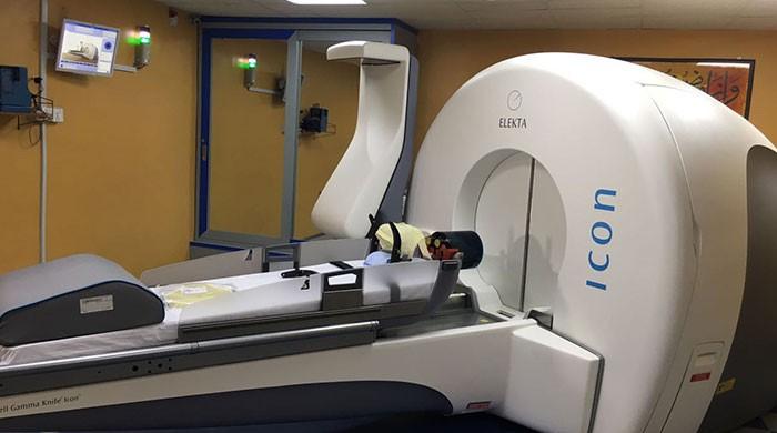 Gamma Knife: a revolutionary equipment for treatment of brain tumor
