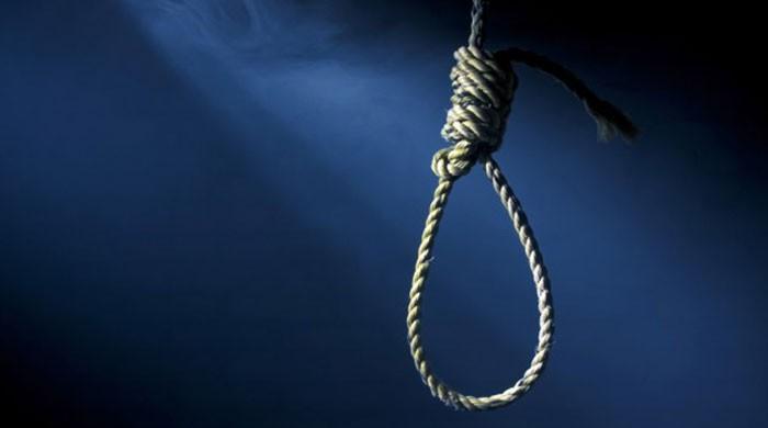 Domestic servant commits suicide in Karachi